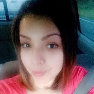 Meet your Posher, Damaris